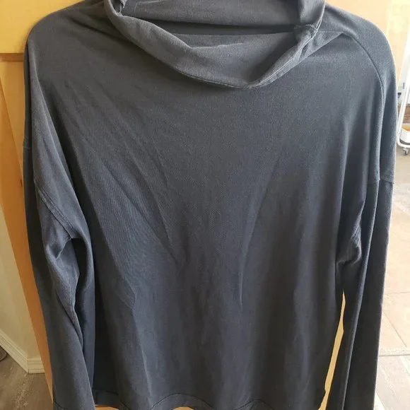 We the Free Slouchy Cowl Neck Shirt Large - Picture 1 of 3